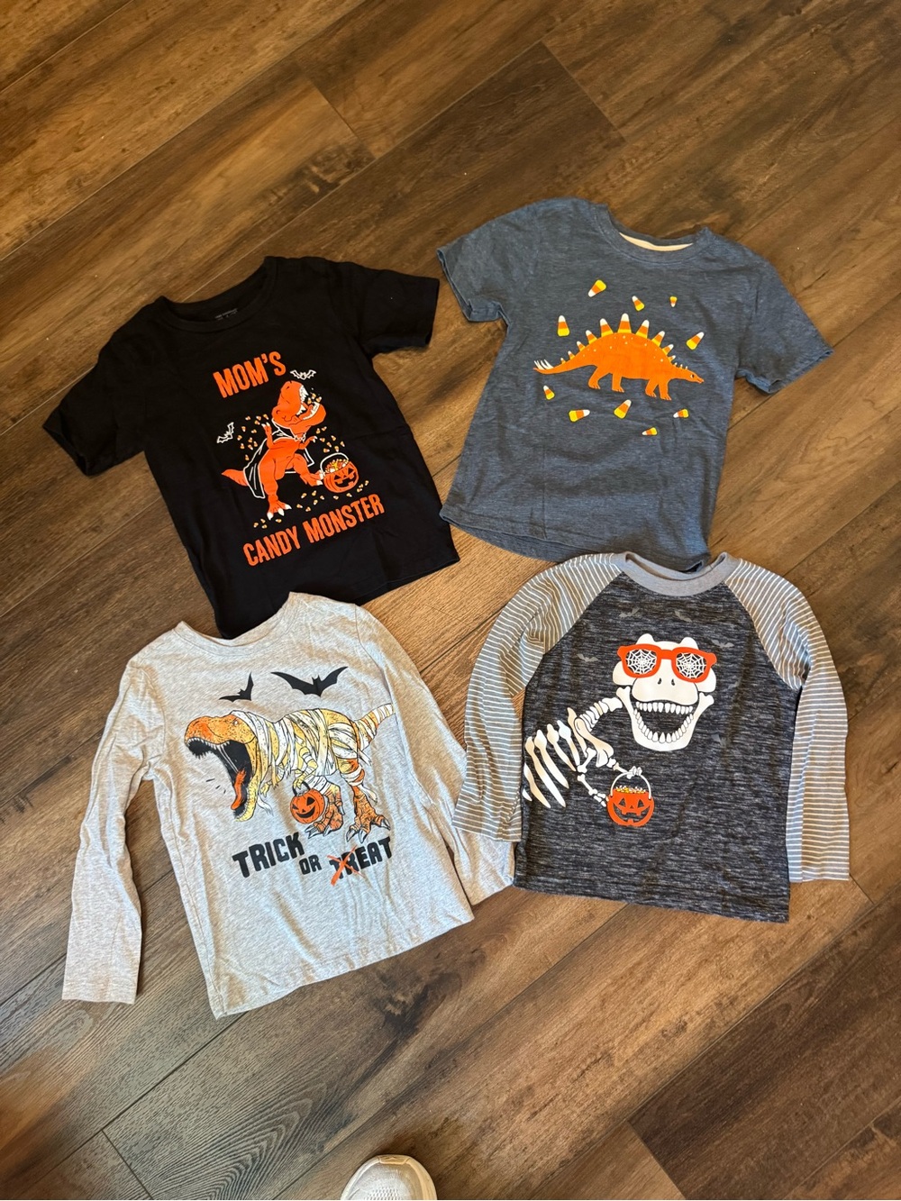 Boys Halloween dinosaur shirt bundle size 5t